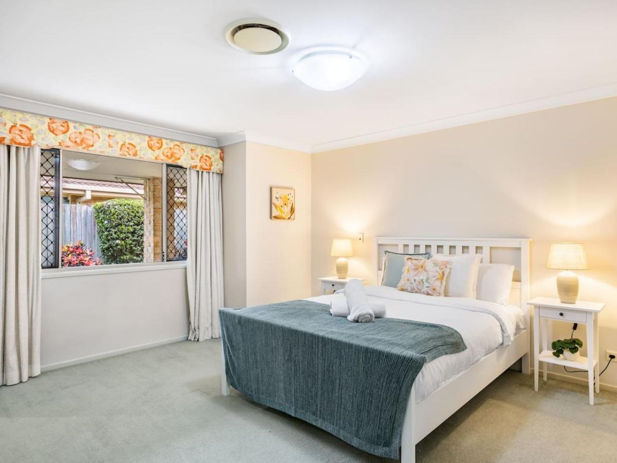 Carindale Family Home/close To Westfield & Highway Brisbane