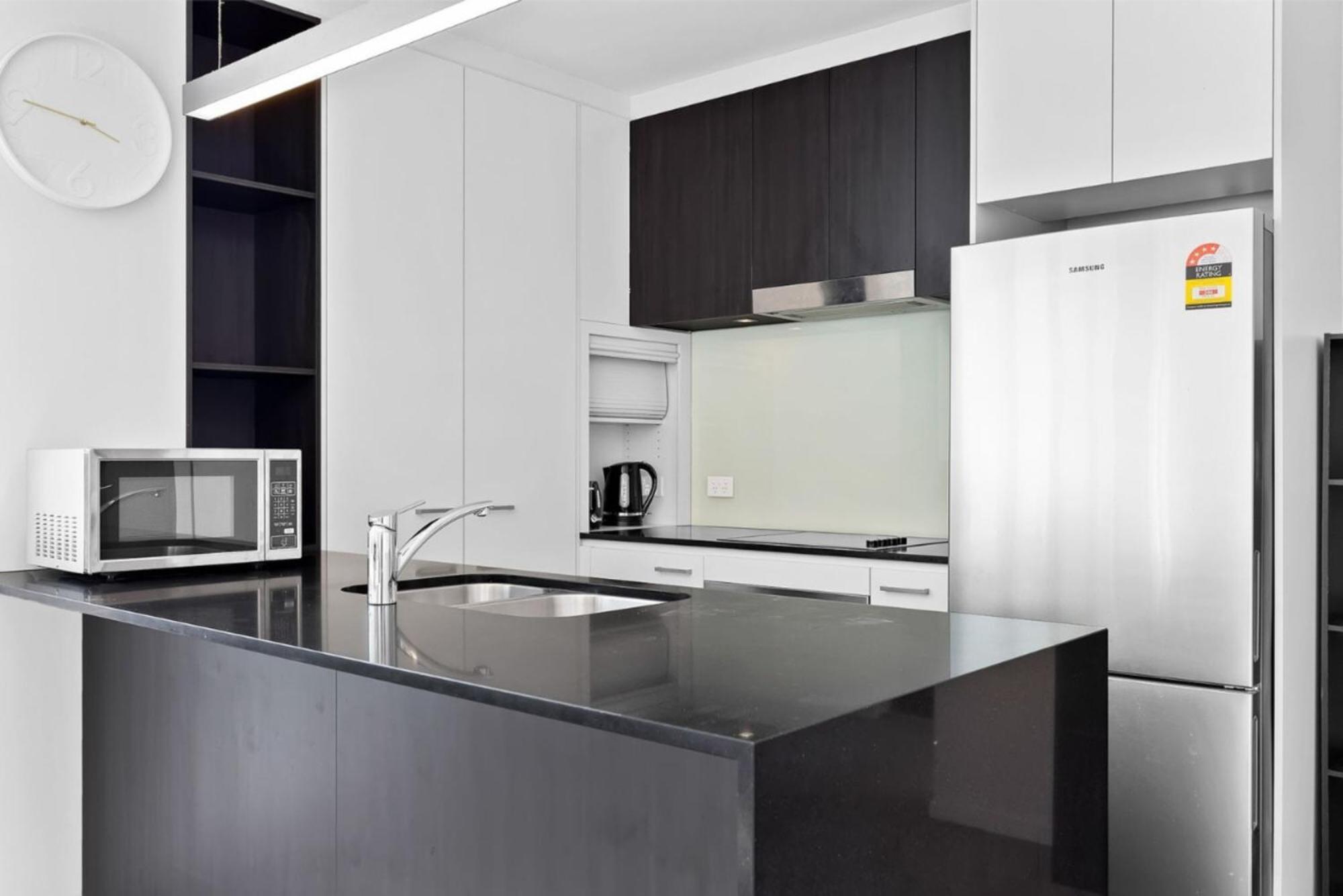 Luxury Newstead At Gasworks Apartment