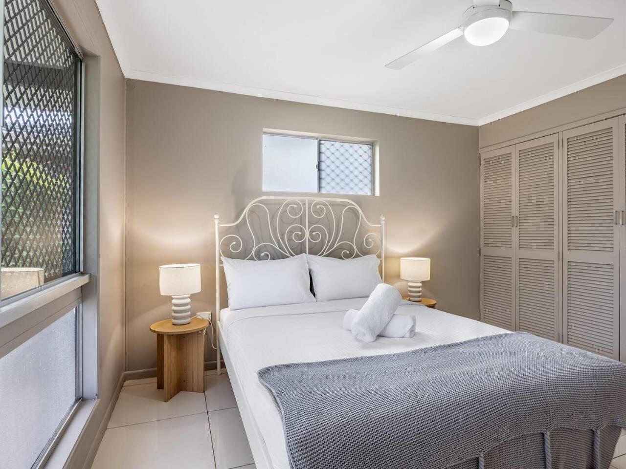 5 Mins To Mall Convenient 4br At Sunnybank *