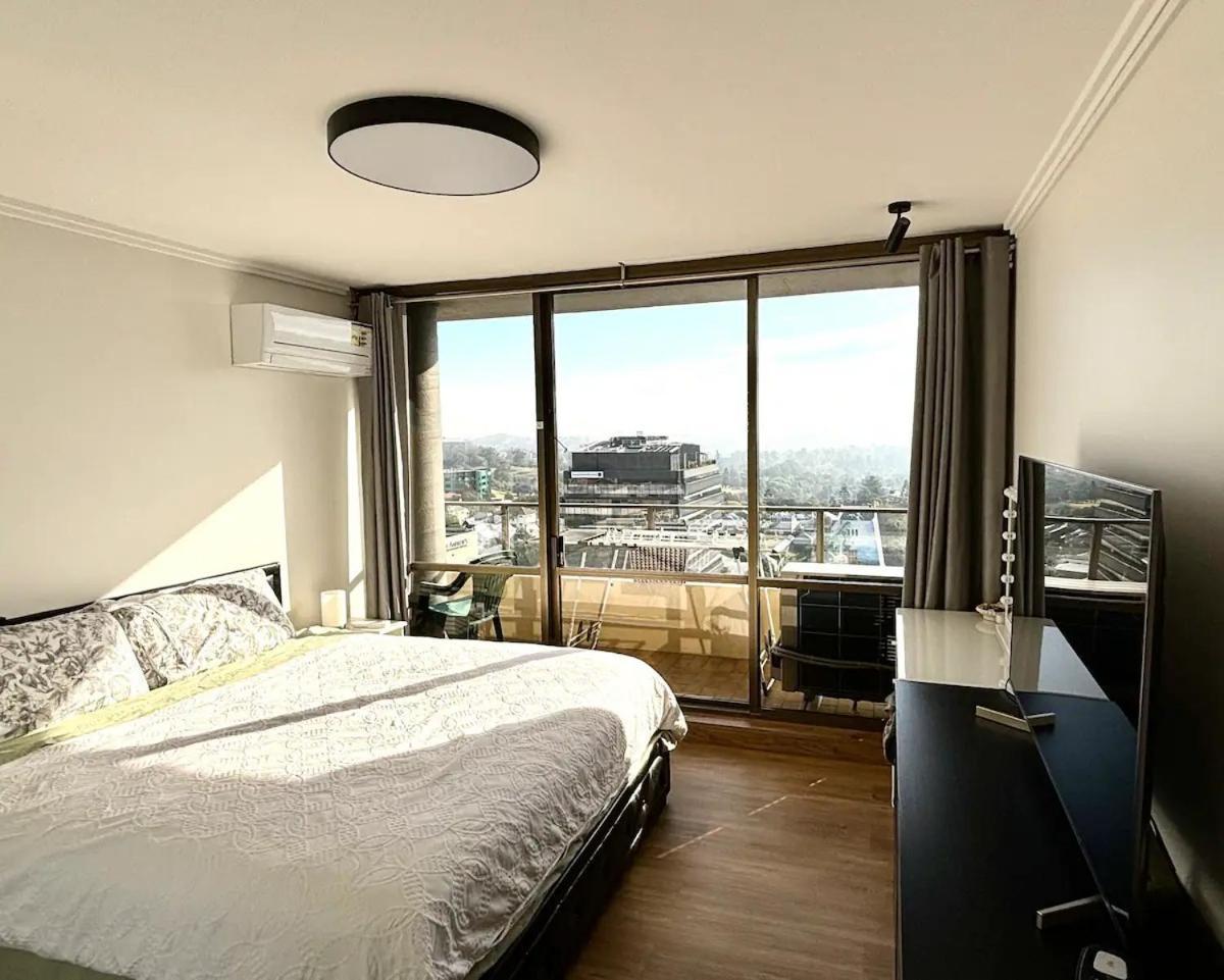 The Summit - Spacious 9th Floor Apartment Brisbane
