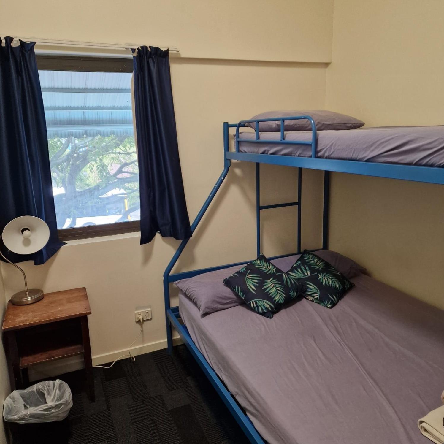 Hostel Chill Backpackers *