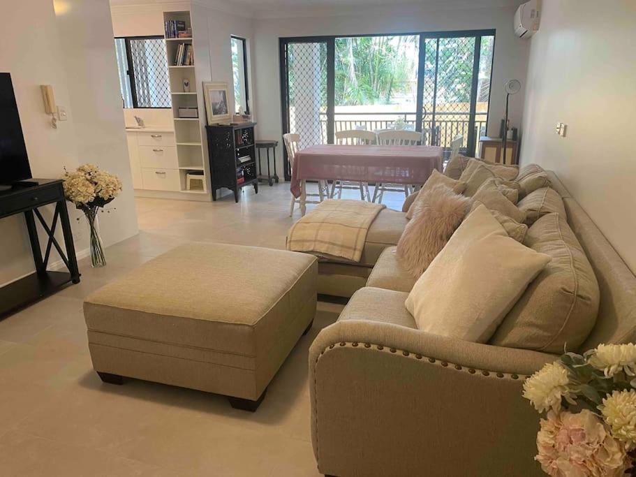 Angie's Place * Brisbane