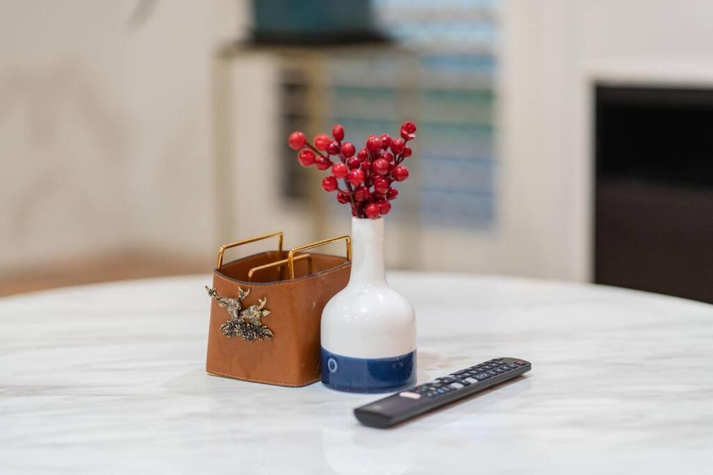 Spacious 5br 3ba W Parking And Yard In Sunnybank M11 Apartment *