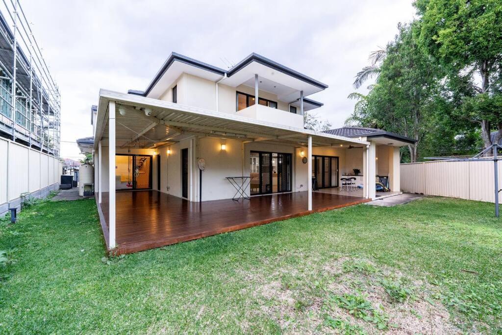 Spacious 5br 3ba W Parking And Yard In Sunnybank M11 Brisbane