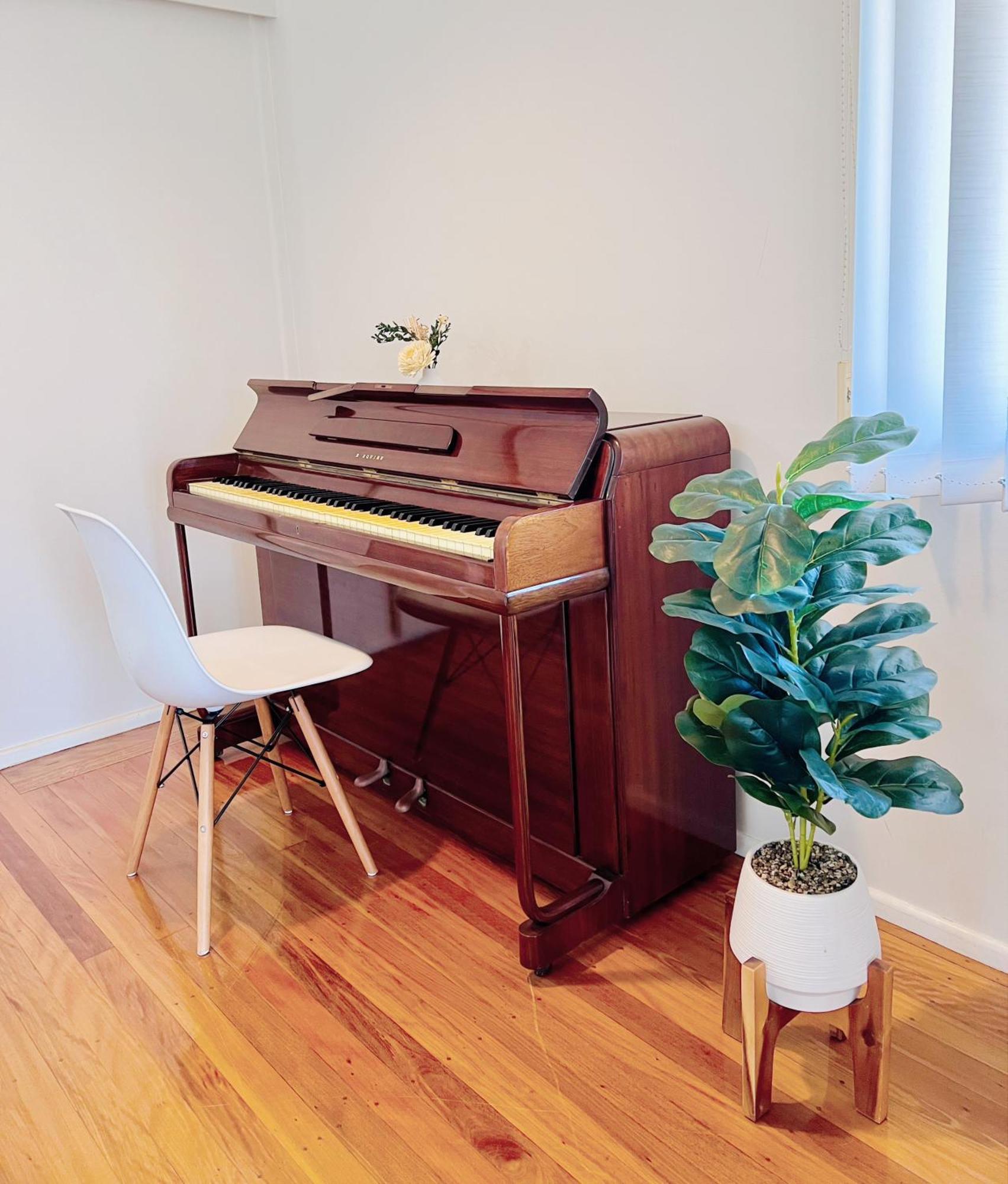 Family Cozy Retreat Near Westfield Villa *