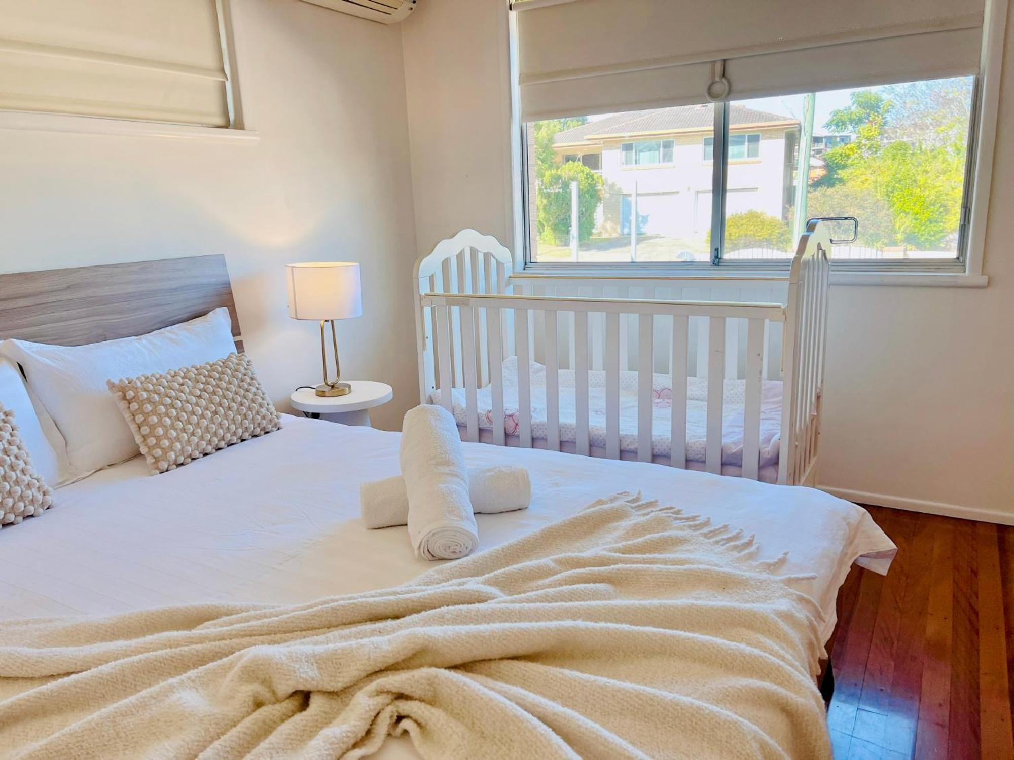 Villa Family Cozy Retreat Near Westfield