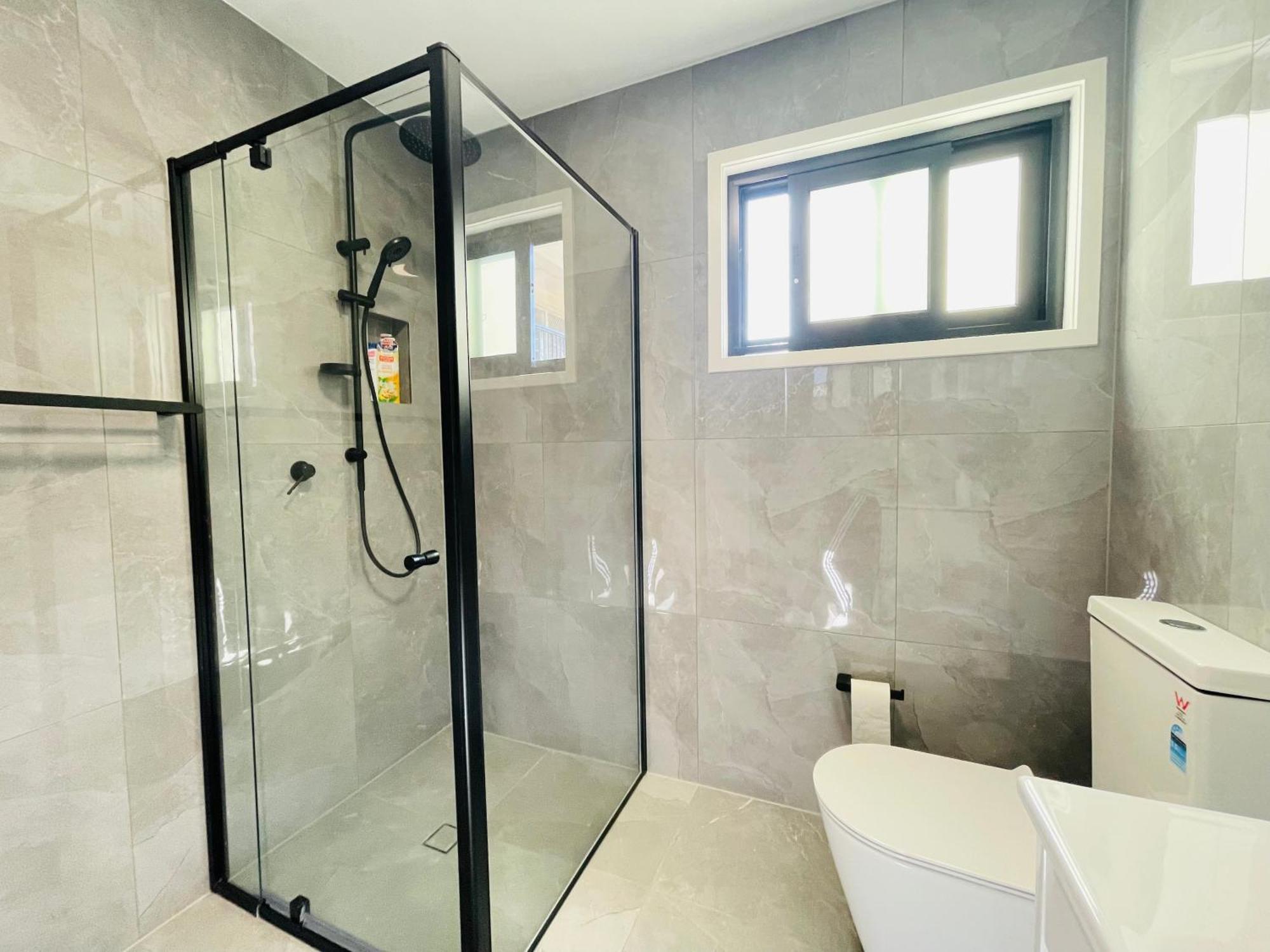 262atroughton 3* Brisbane