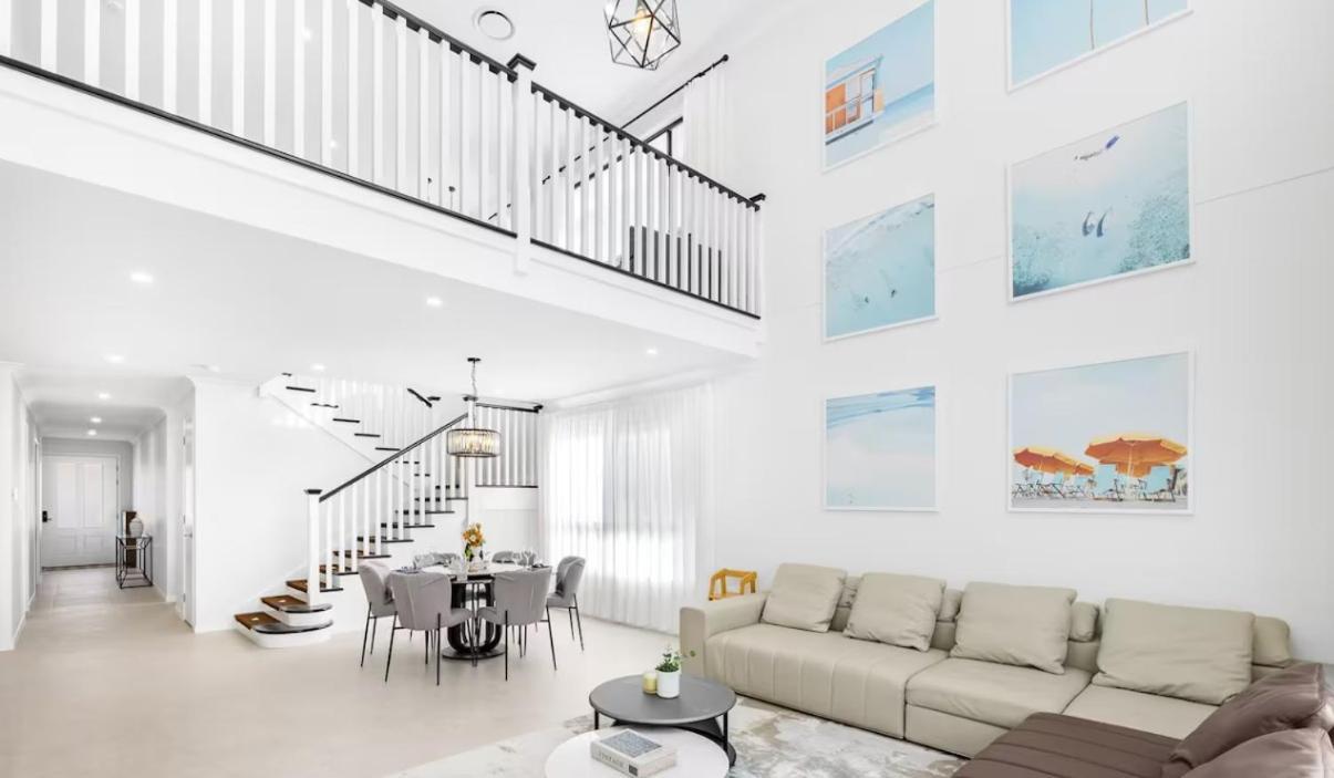 Elegant N Convenient 4 Beds With Easy Access *