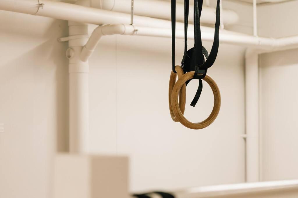 Artistic Queenslander With Park Views - 5 Bedroom - Sleep 10