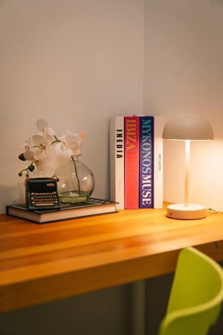 Artistic Queenslander With Park Views - 5 Bedroom - Sleep 10 * Brisbane