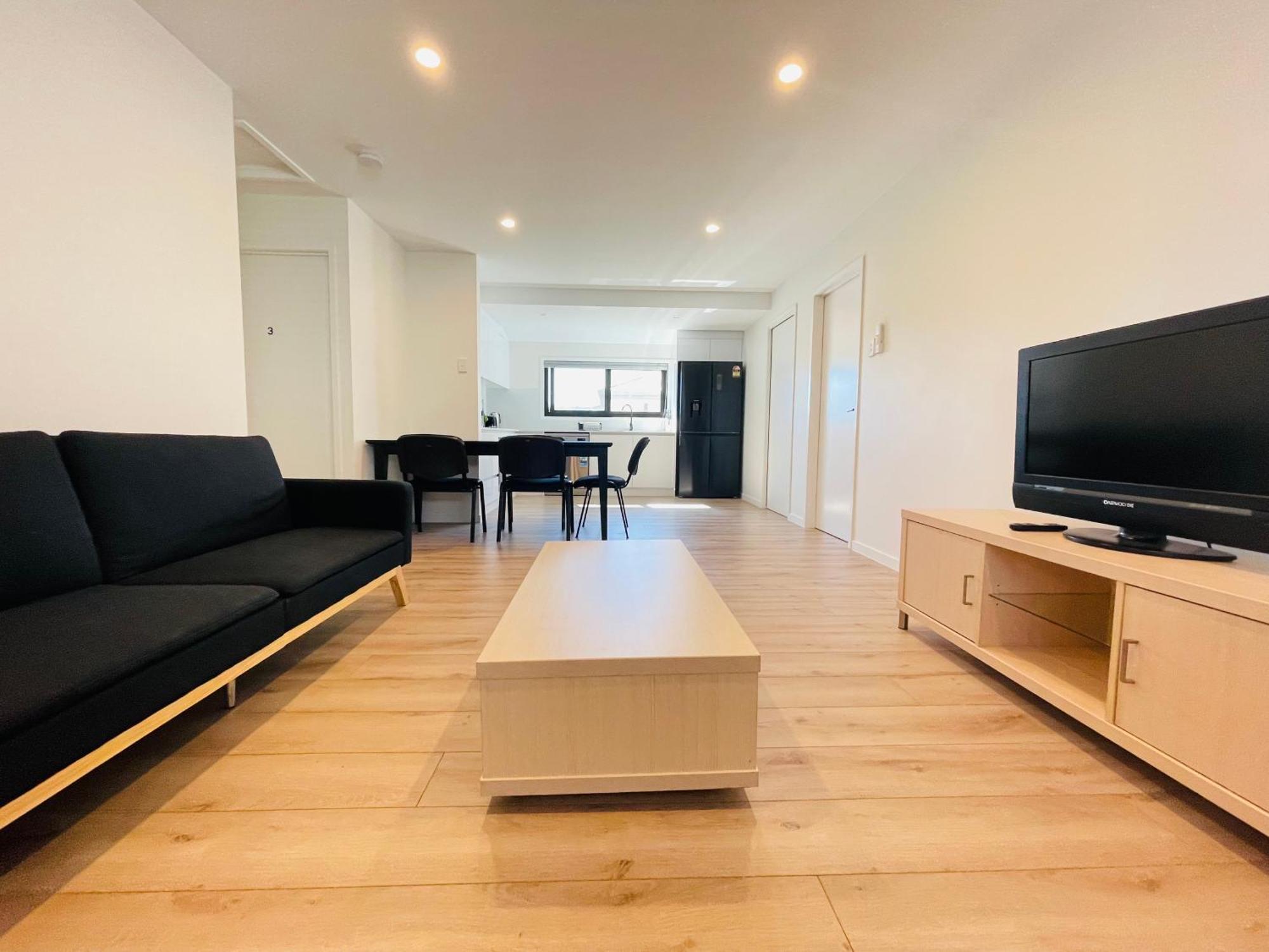 Guest house 262atroughton Brisbane