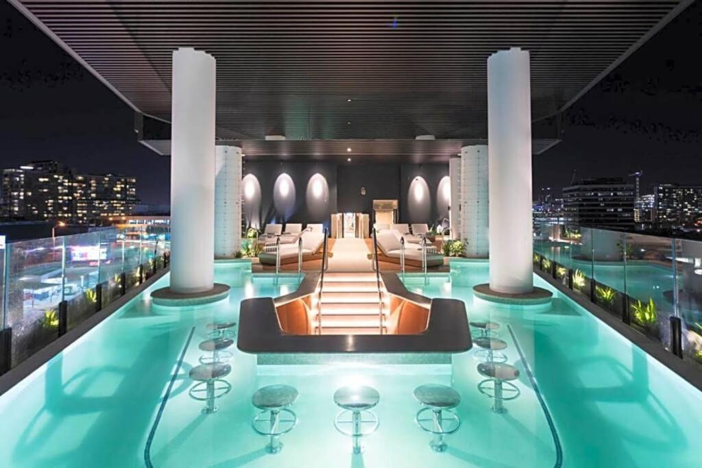 Apartment Deluxe 2bd With Infinity Pool