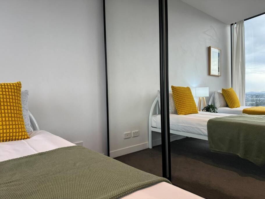 Deluxe 2bd With Infinity Pool Apartment *