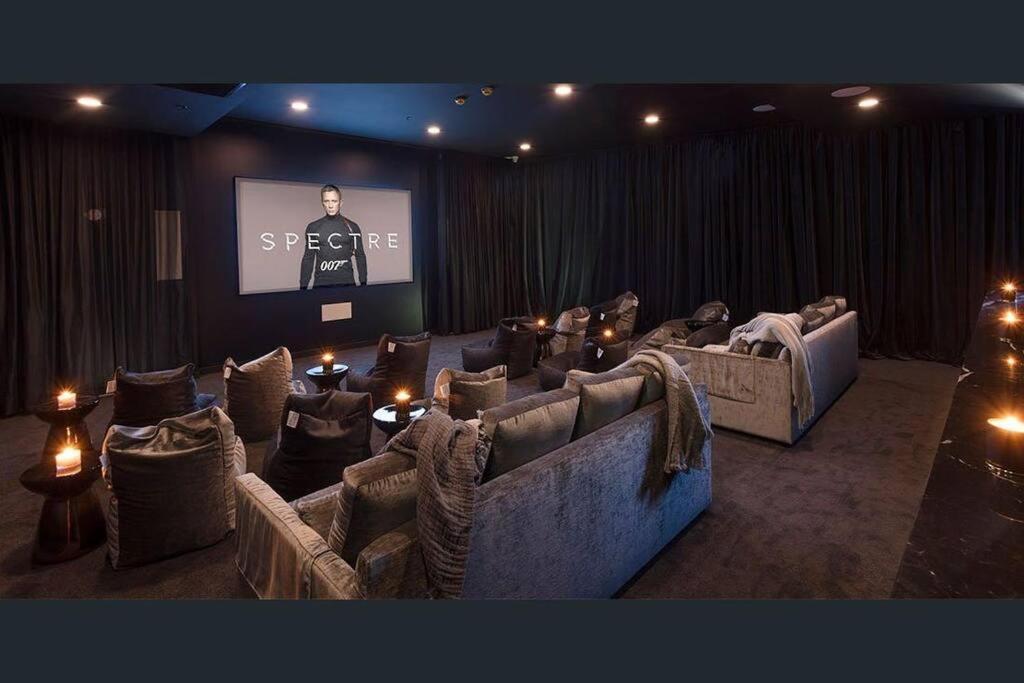 Deluxe 2bd With Infinity Pool Apartment