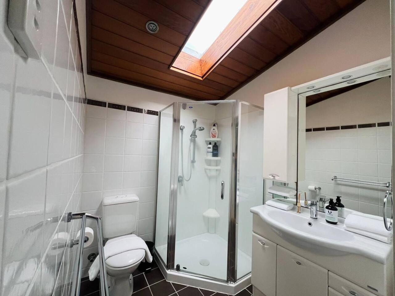 Charming In Sunnybank Close To Plaza With Pool