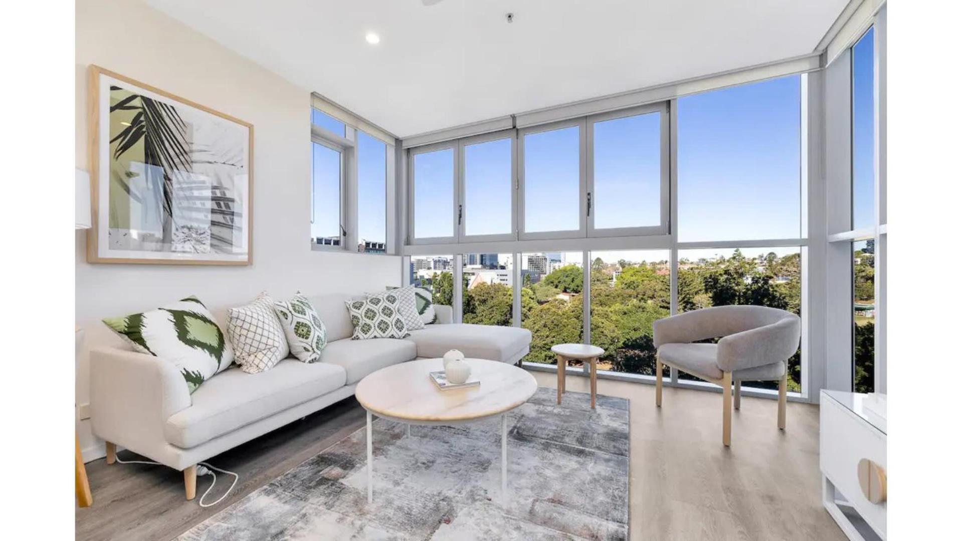 Apartment Stylish In Share Save Brisbane