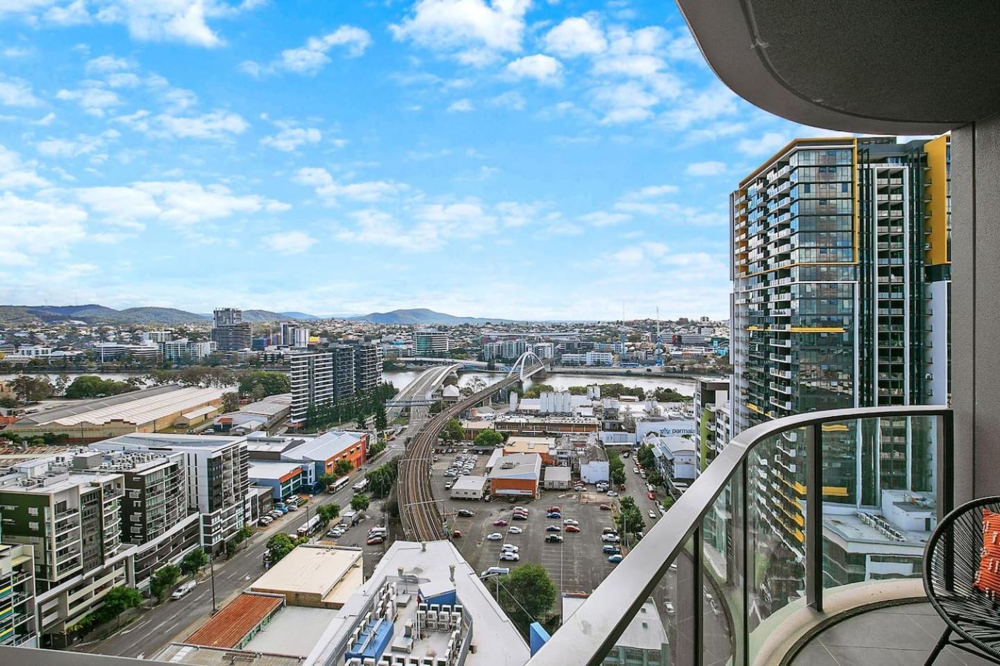 Apartment Above King With Rooftop Pool Deck Brisbane