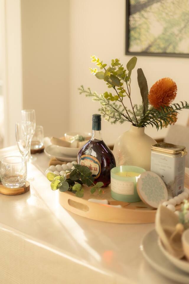 Stunning Mount View Modern Mtgravatt Cbd Apartment *