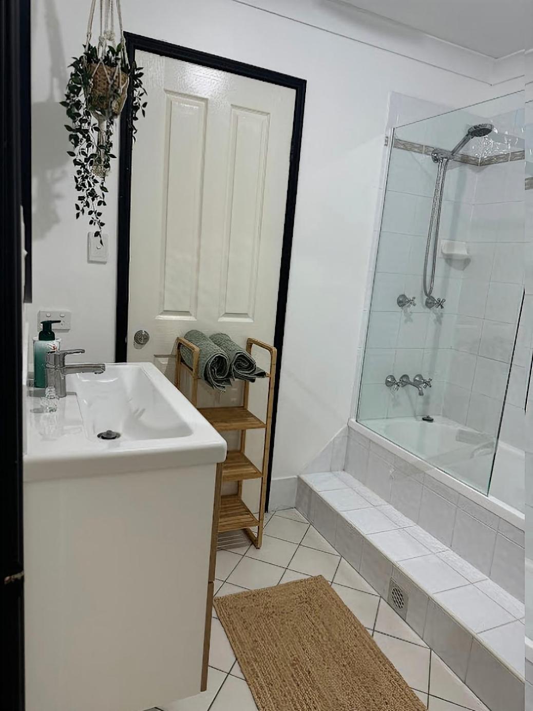 Holiday home Stylish & Elegant 2br Townhouse In Wilston, *