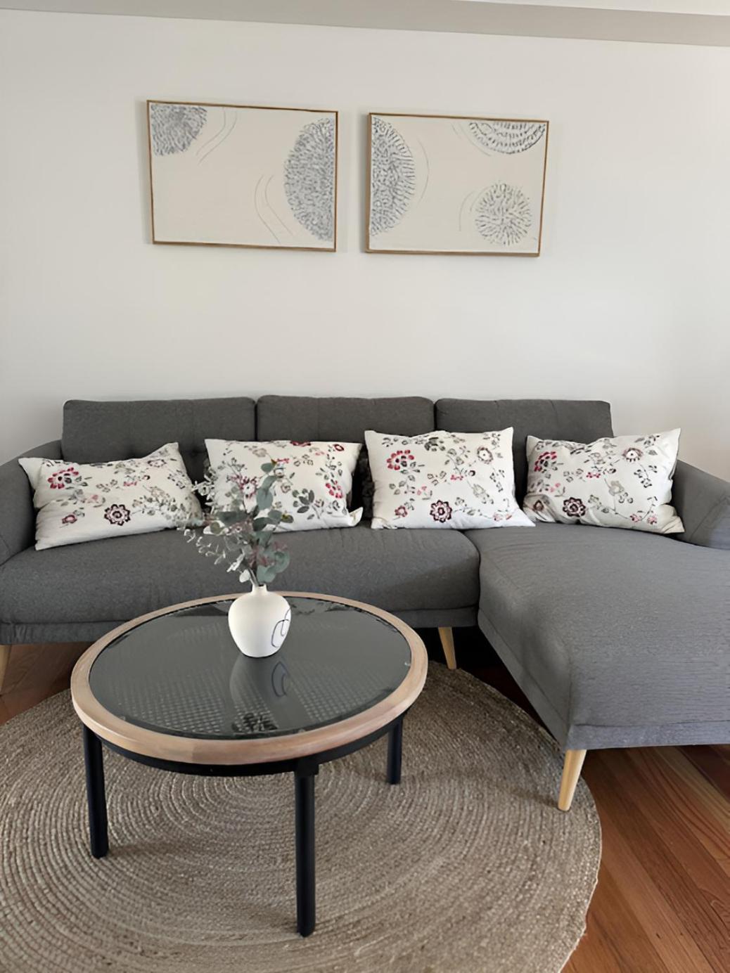 Stylish & Elegant 2br Townhouse In Wilston, *