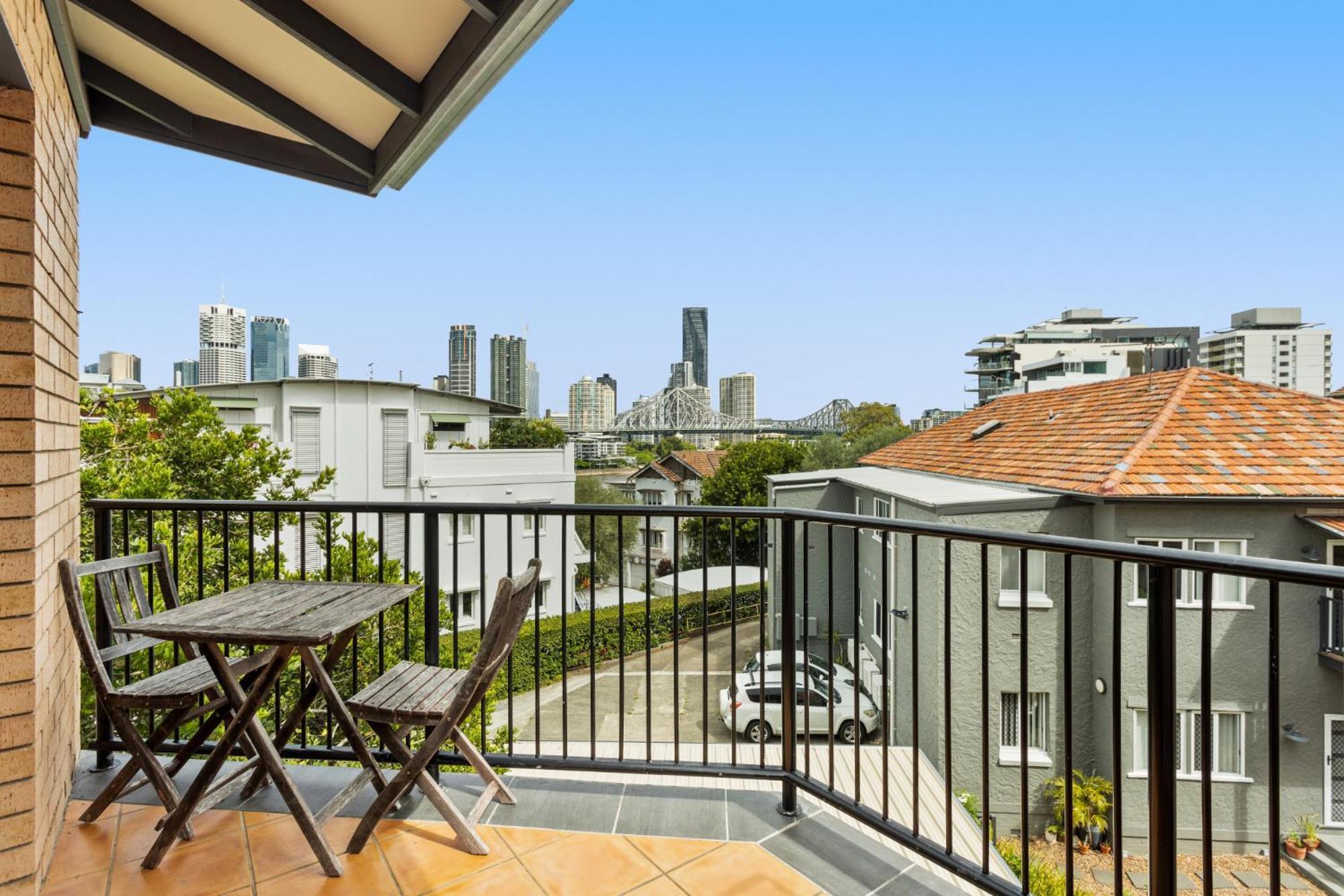 Charming 2-bed With Views * Brisbane