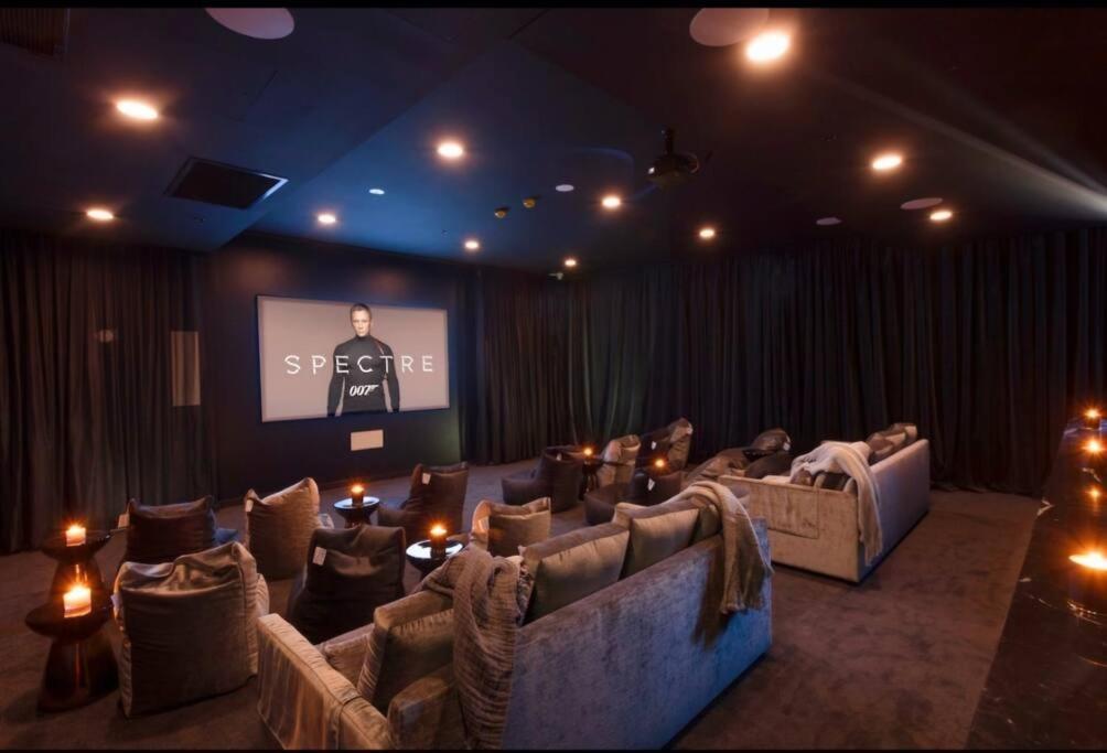 Radiance Rnr * Brisbane