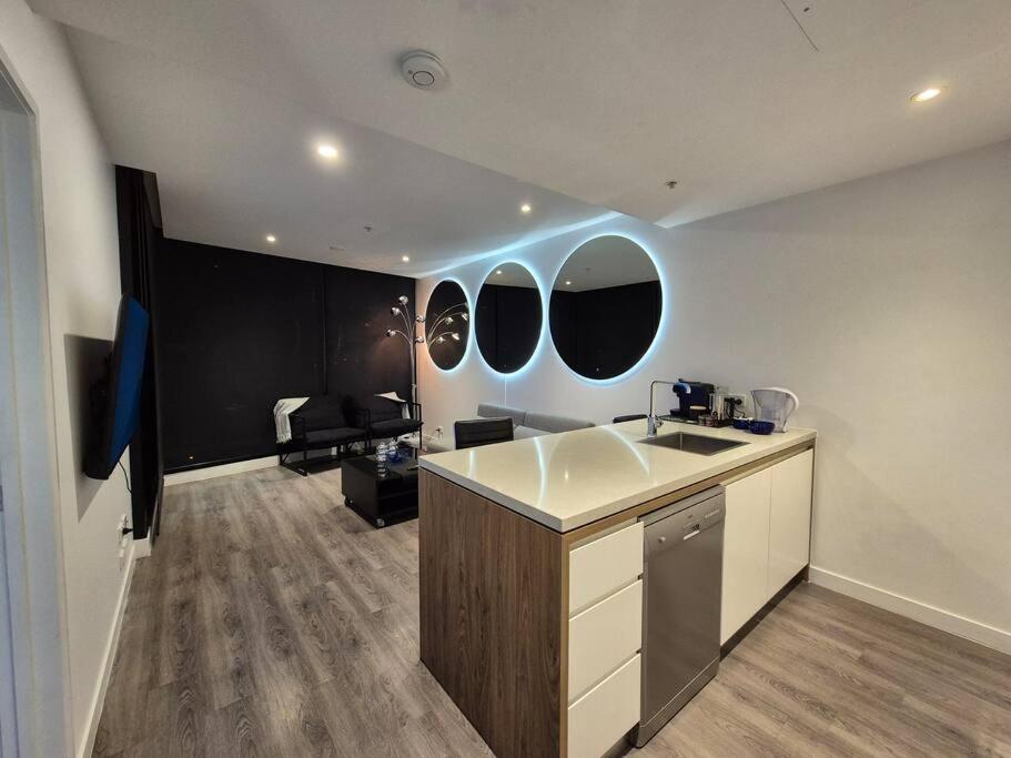 Apartment Radiance Rnr *