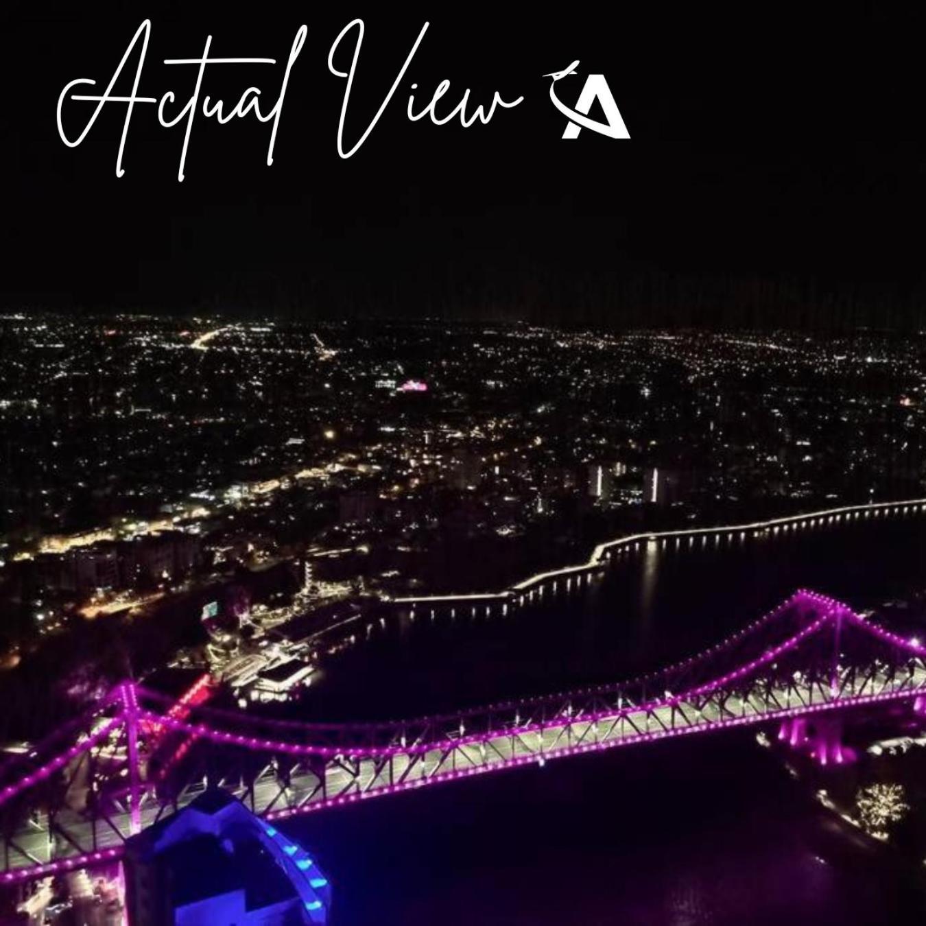 Apartment River & City Views 2 Bed 2 Bath Skyline