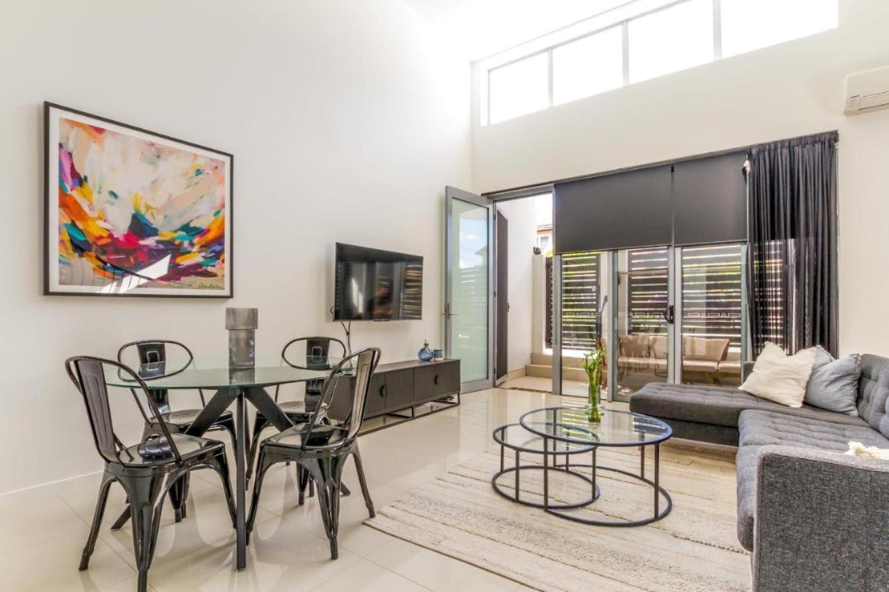 Holiday home Huge Family Townhouse 3 Bathrooms 5km To Brisbane