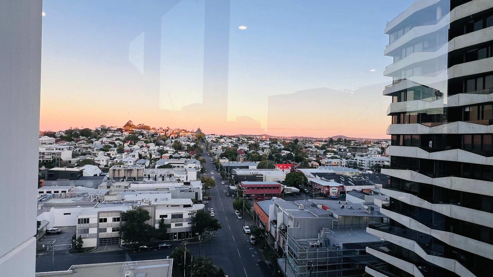 Elegant 2br Haven In The Trendy Fortitude Valley *