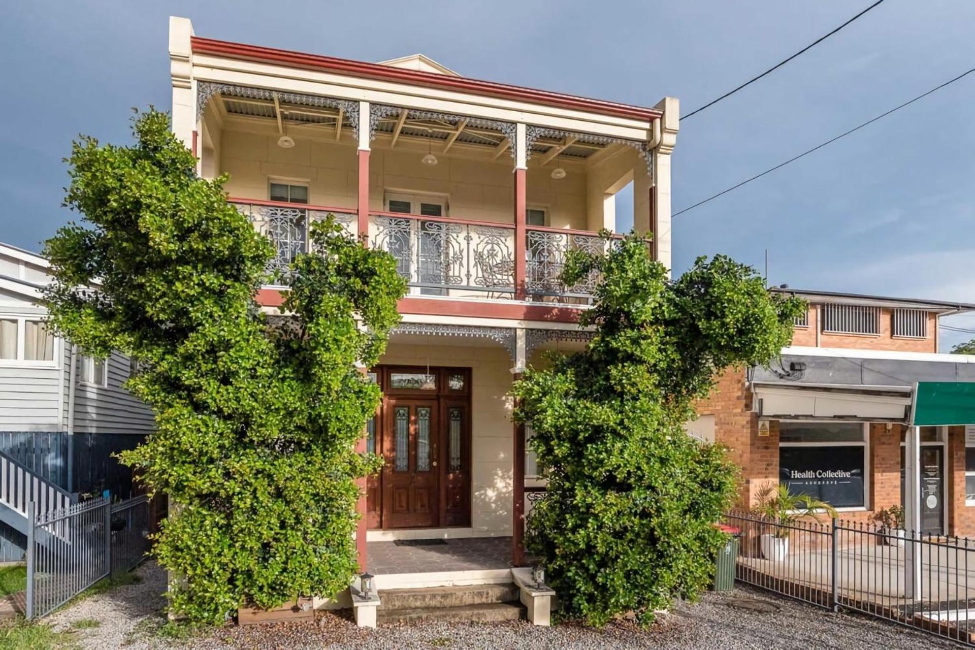 In Ashgrove W Bedroom Loft Brisbane