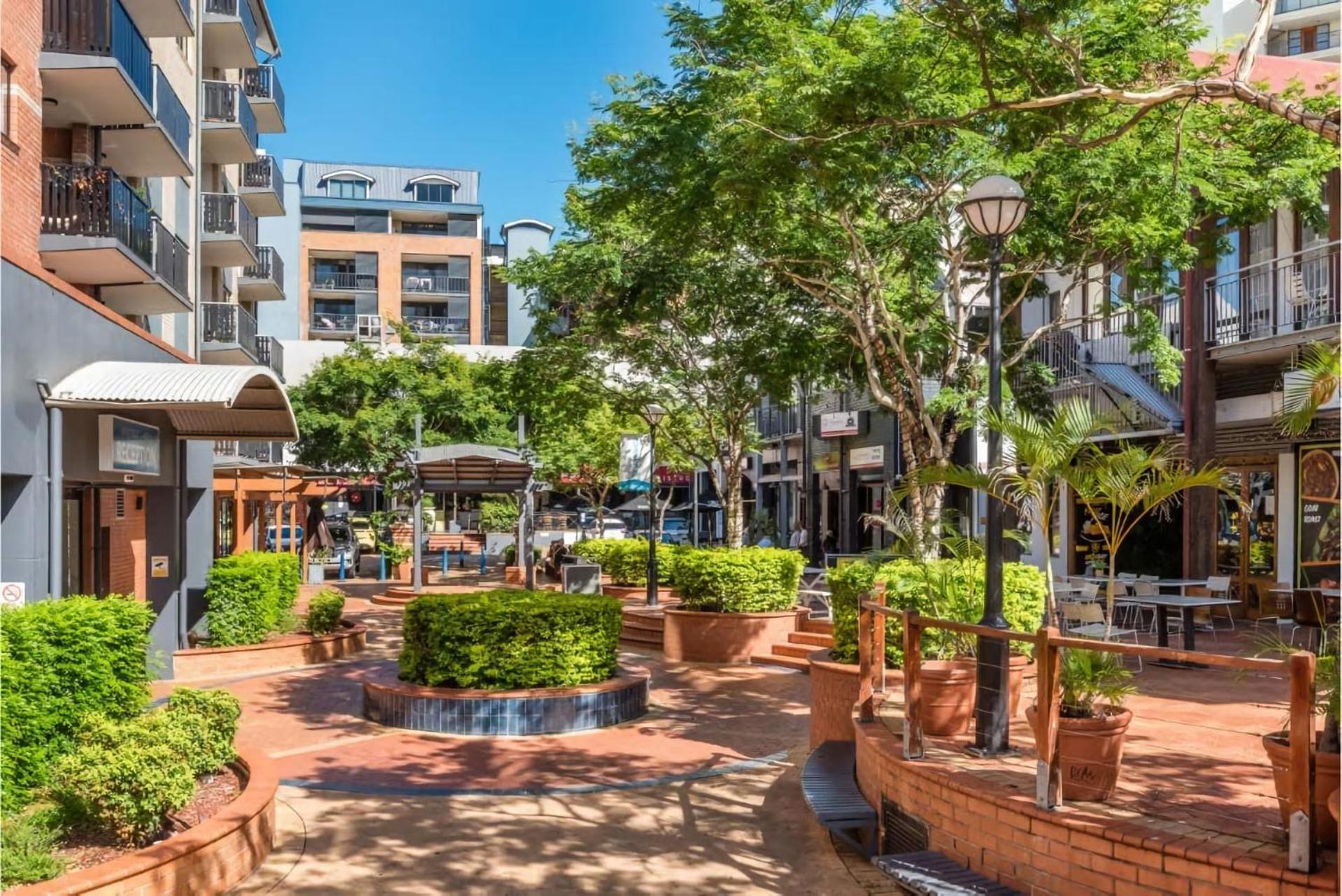 Apartment Chic Escape Fortitude Valley Rooftop Amenities Brisbane