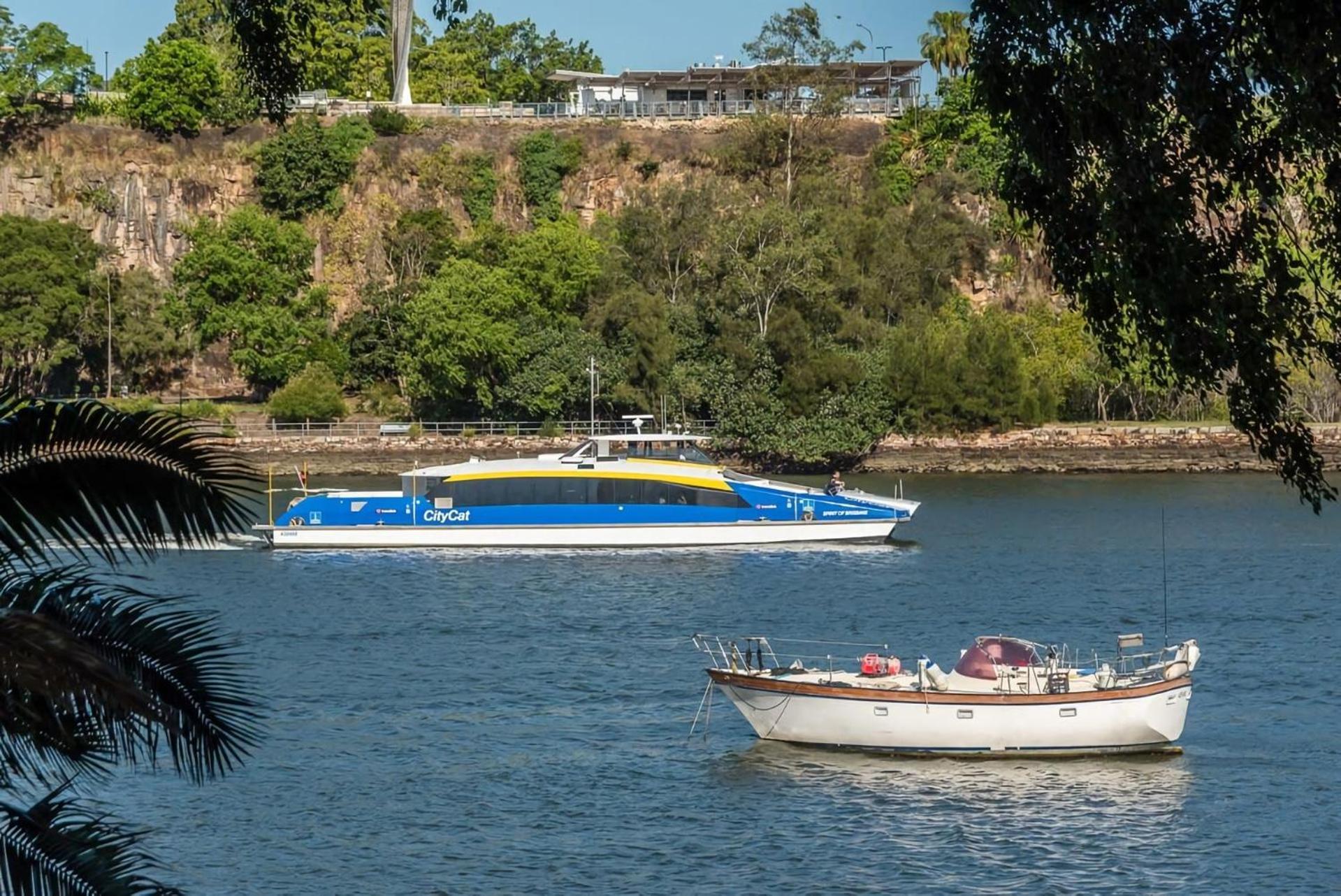 Skyline Viewpoint Escape Parking - Pool - Gym *