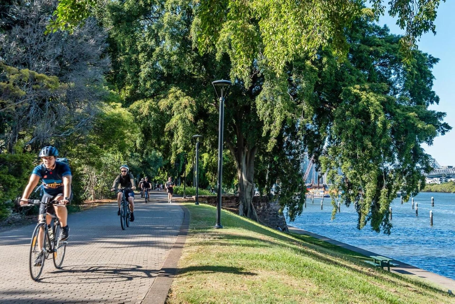 Skyline Viewpoint Escape Parking - Pool - Gym * Brisbane