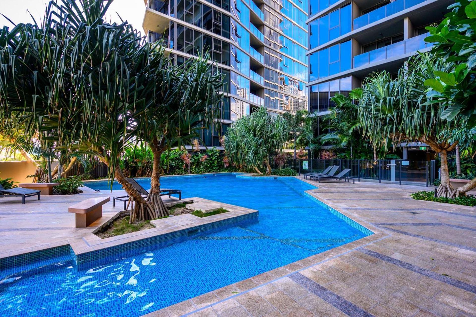 Stunning 2 Bedroom Retreat W Gym Sauna And Pool * Brisbane