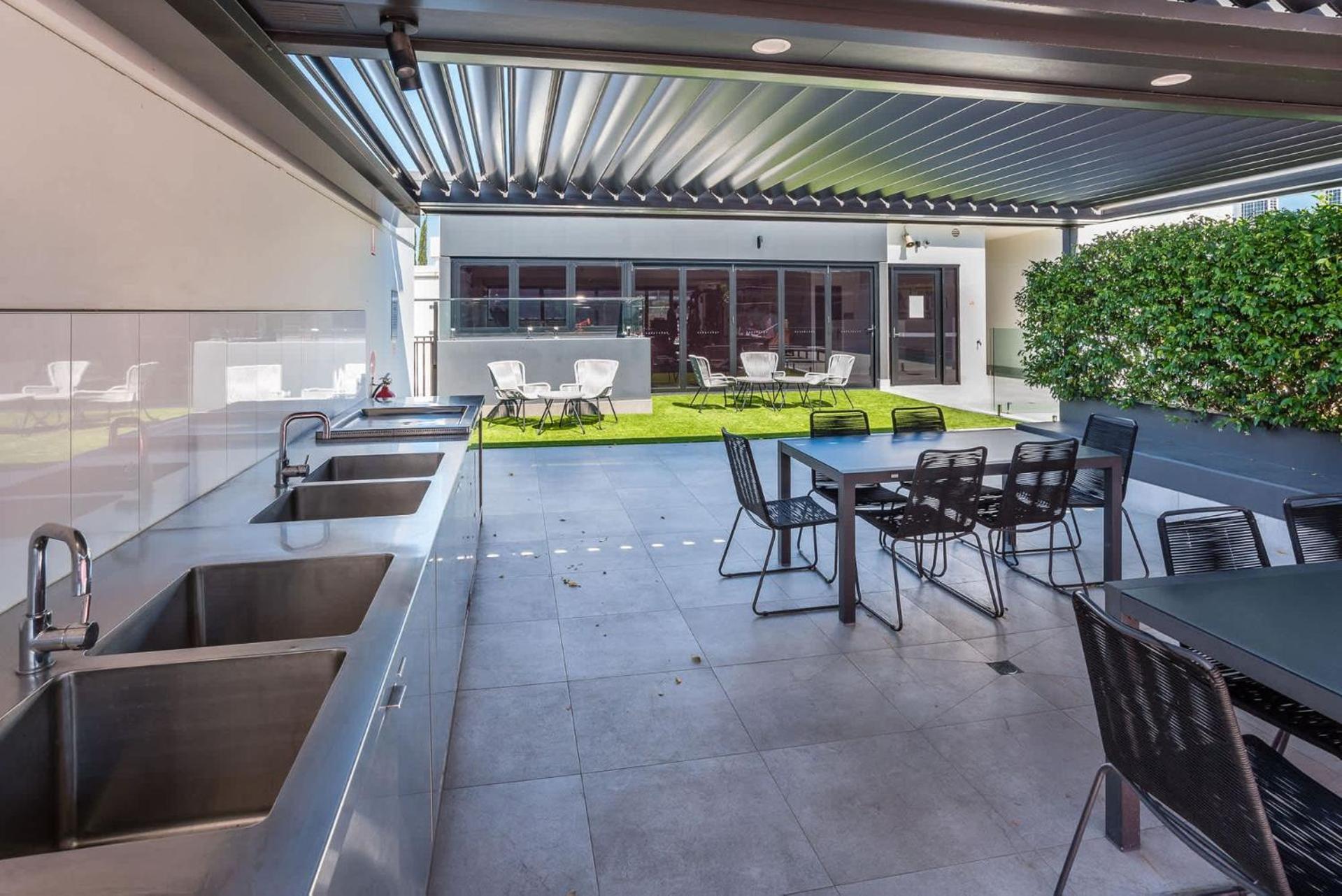 Apartment Stones Corner Vista Brisbane