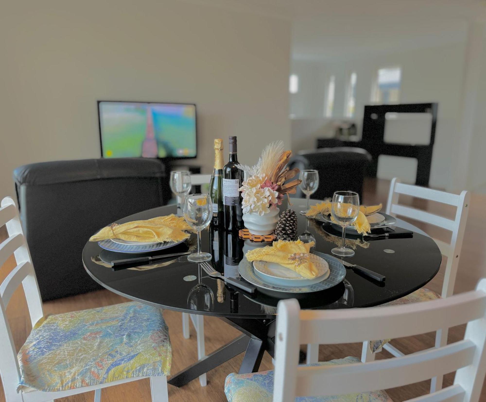 Guest house 16b Peaceful Ensuite In Coopers Plains 3*