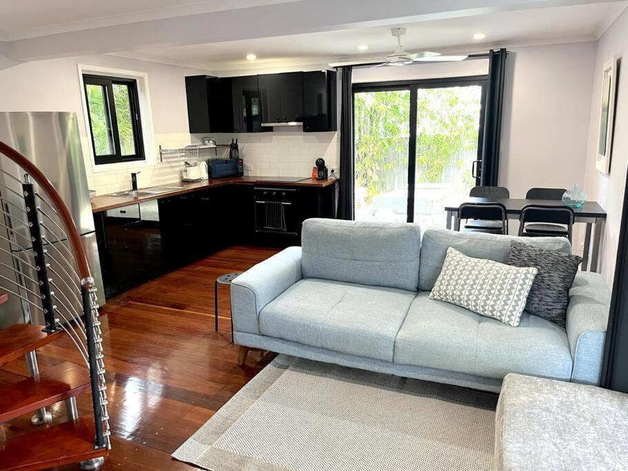 Gabba 2 Separate Homes 1 Block 6 Bdrms Holiday home *