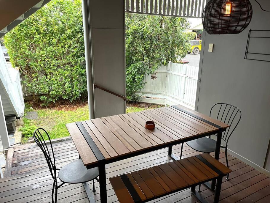 Cedar Street Lower 2br Petyard * Brisbane