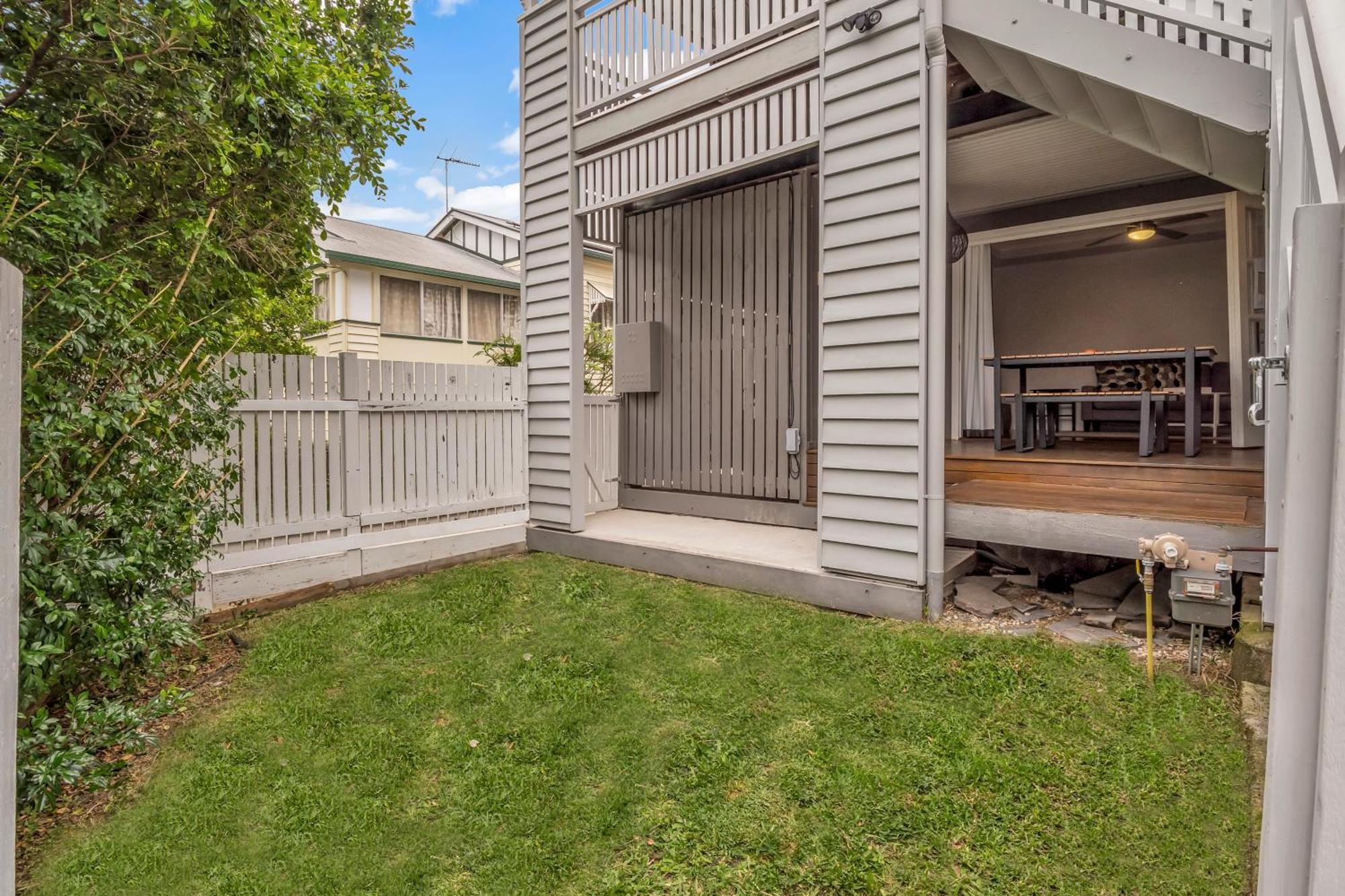 Cedar Street Lower 2br Petyard Holiday home Brisbane