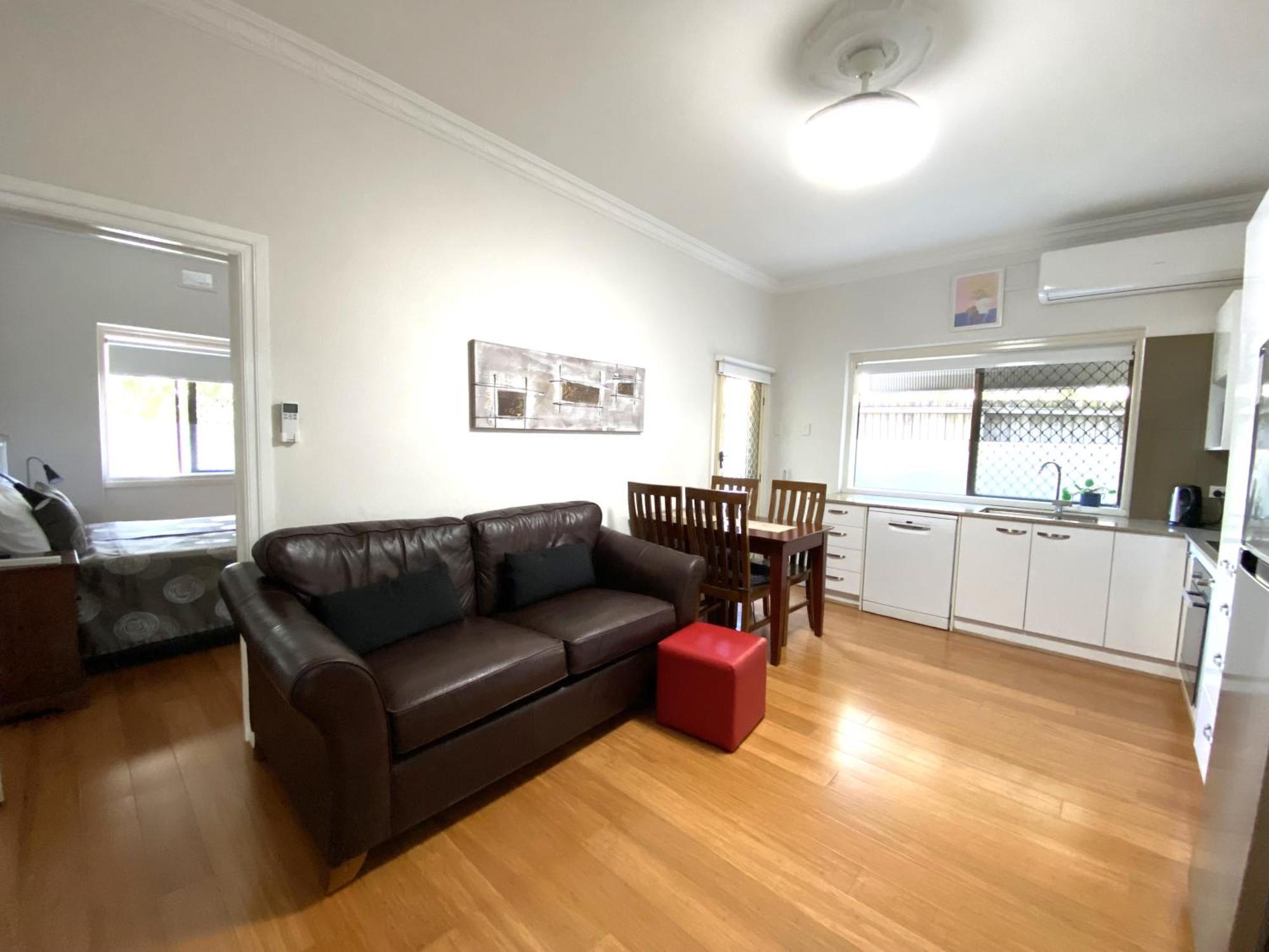 Hampton Court 4* Brisbane