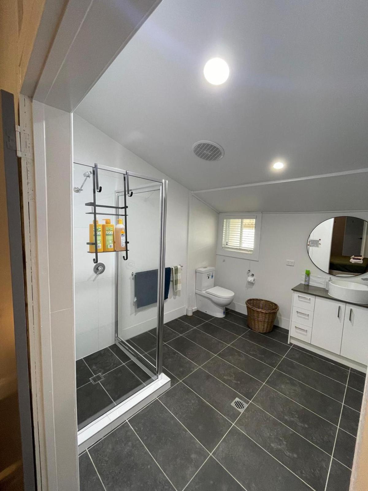 Cozyhomes Woolloongabba Comforts