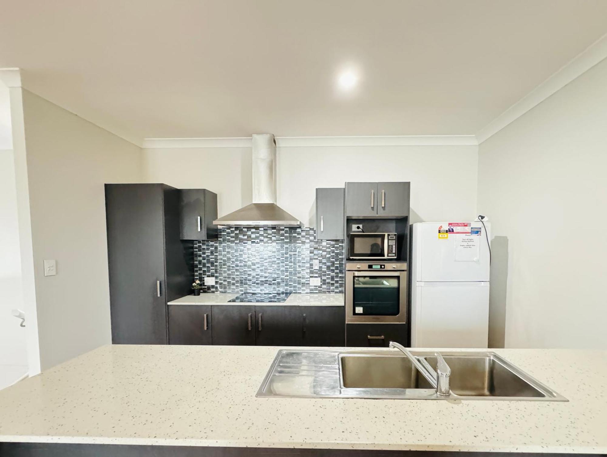 Cozy Share In Coopers Plains - Double With Private Bathroom Brisbane