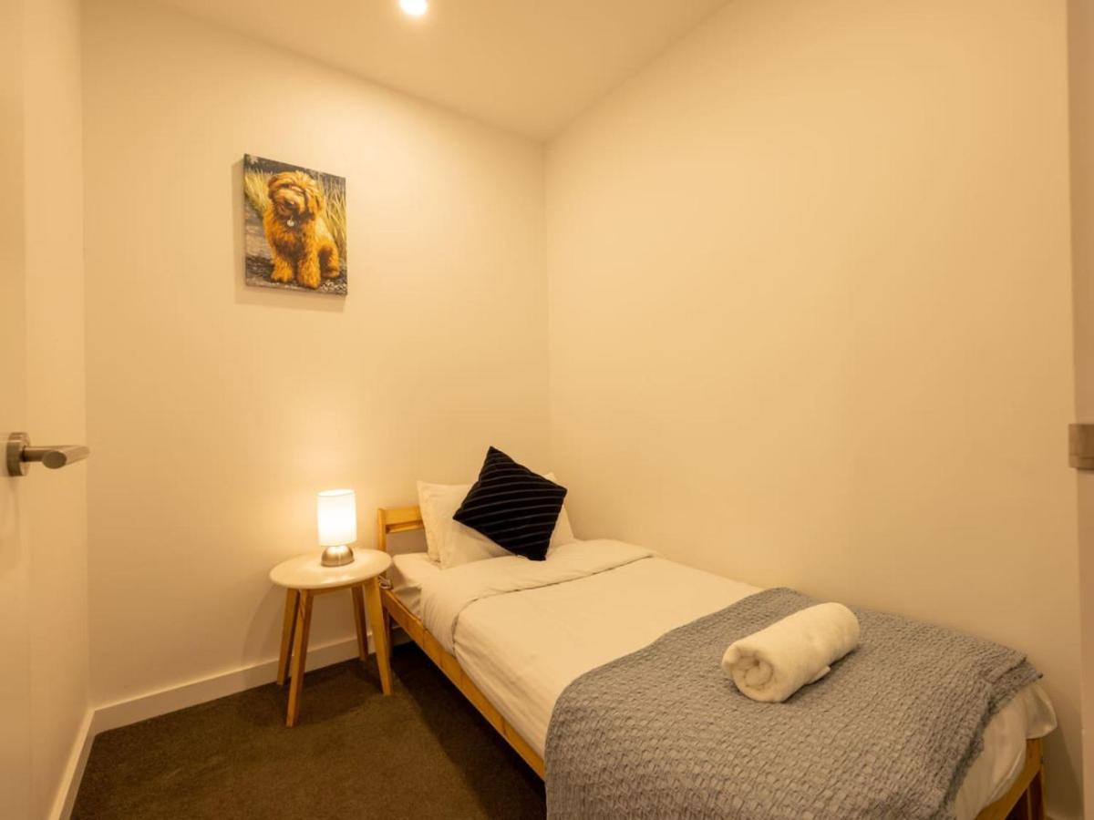 Cbd 3b2b Near Everything With Parking And Balcony *