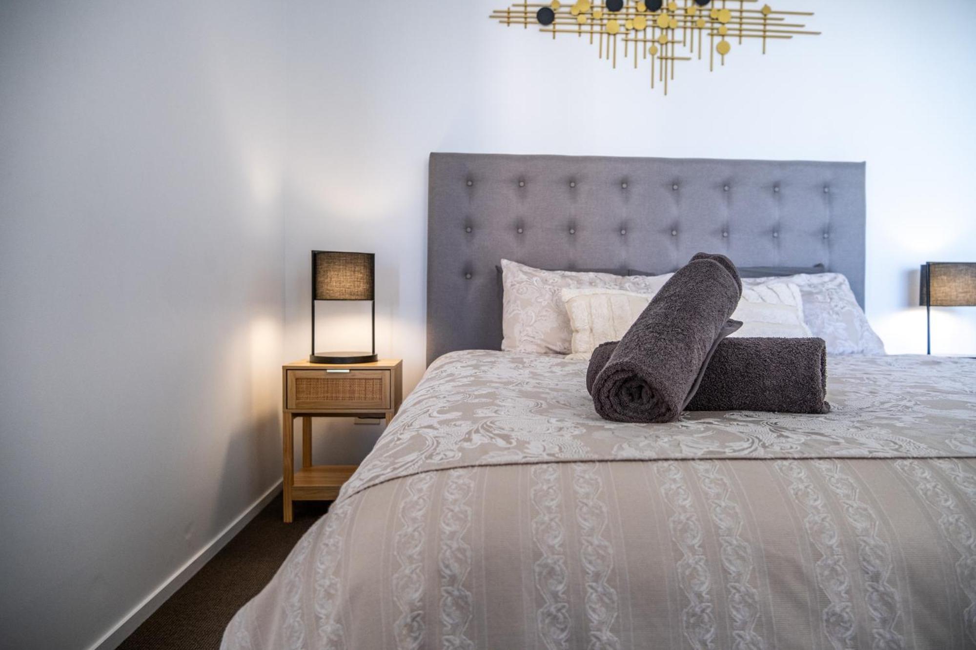 Luxury Riverfront Brisbane