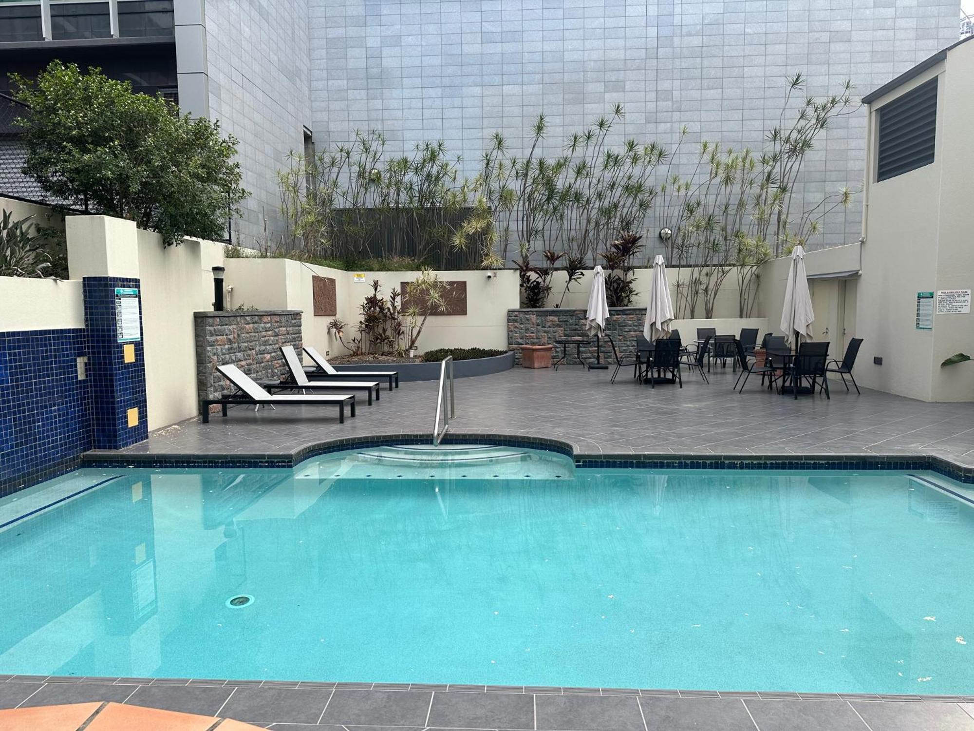 Lovely Free Parking Apartment *