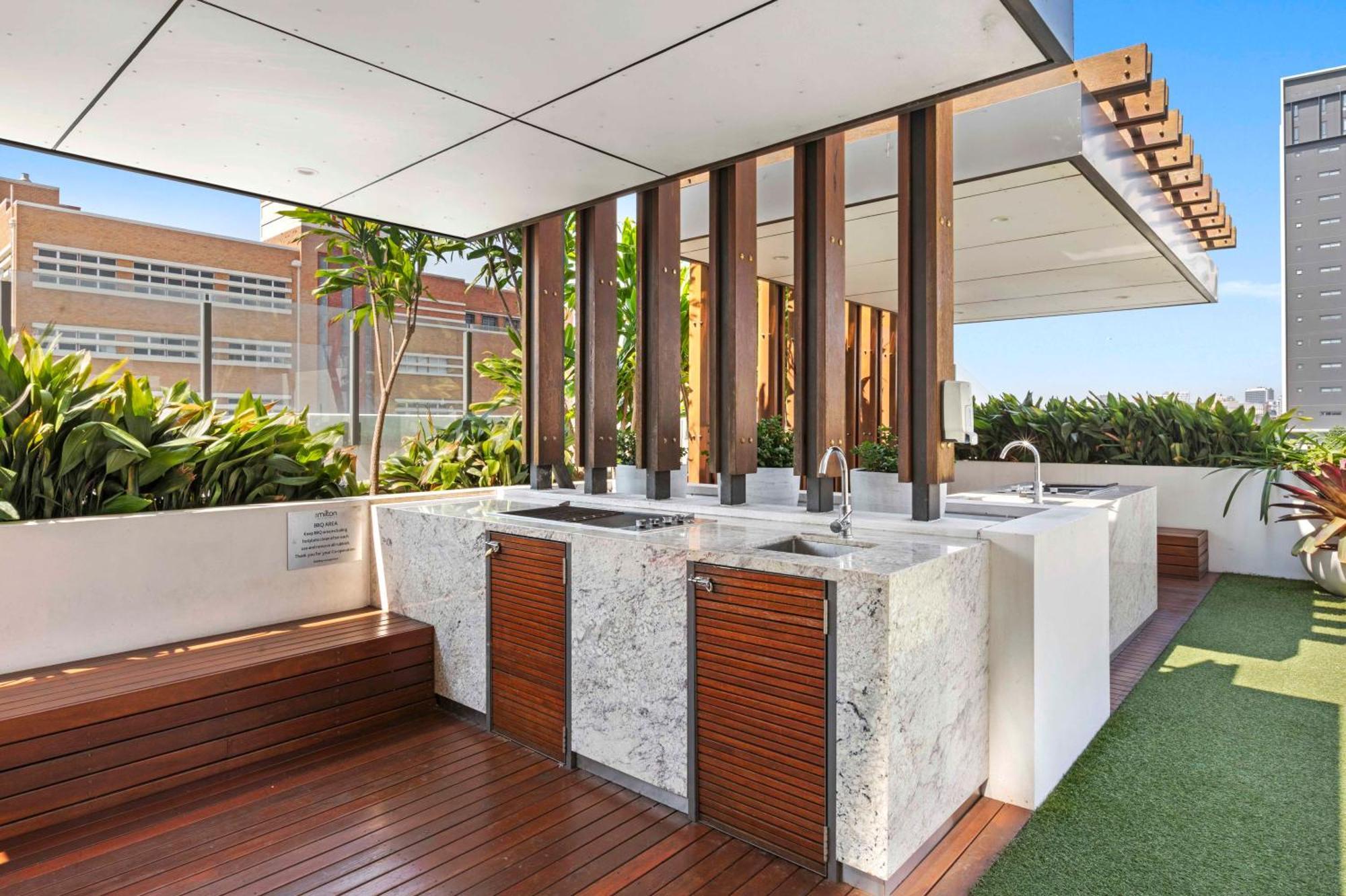 2bedroom Exec Near Suncorp Free Carpark Apartment *