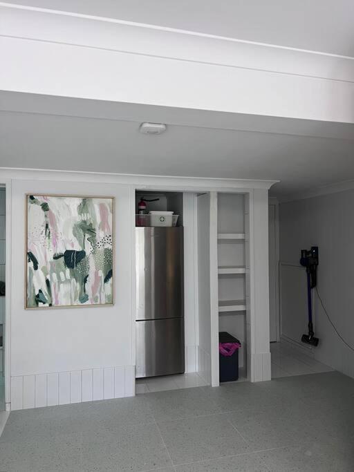 Sophisticated Spacious Self Contained Apartment Brisbane