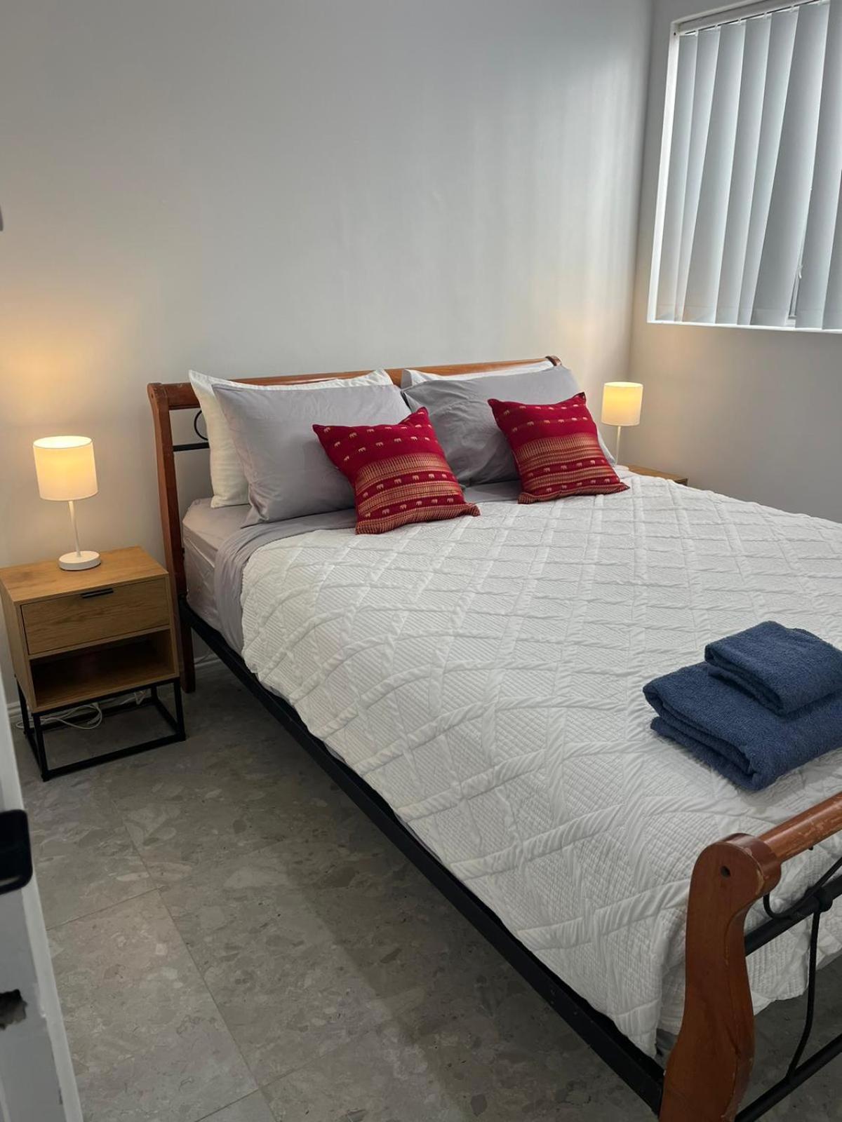 Cozyhomes Woolloongabba Bed & Breakfast *