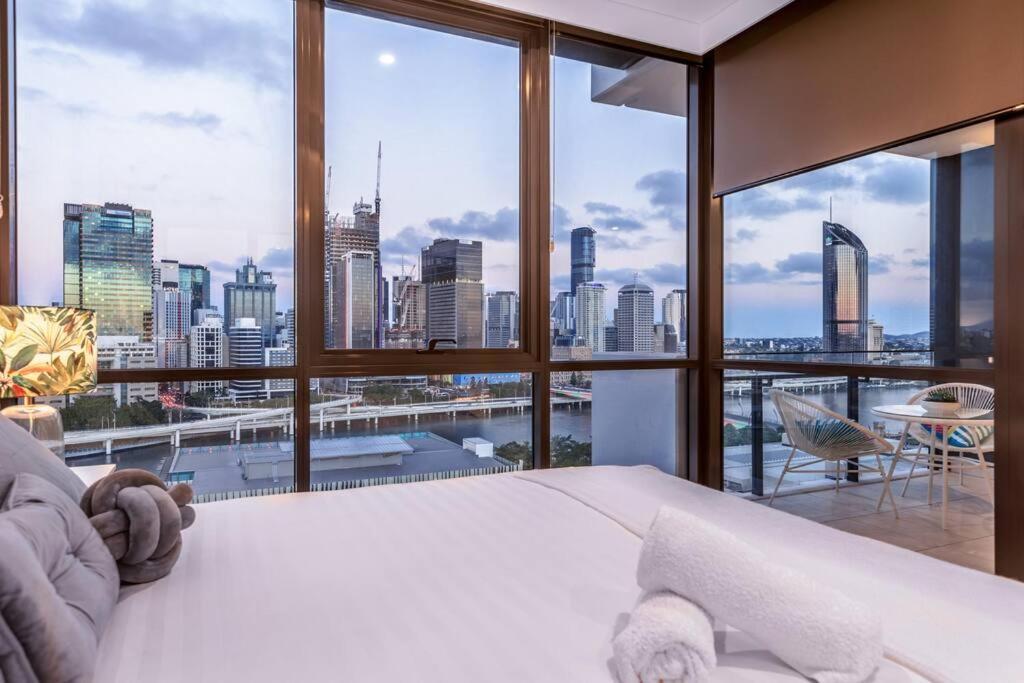 Spectacular Southbank View Apartment *